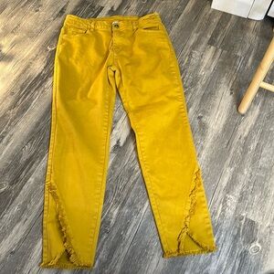 Stylish Mustard Yellow Women's Cropped Pants